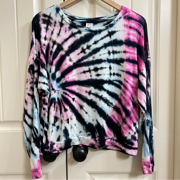 Erge Designs Girls Tie Dye Long Sleeve Top in Blue/Pink, Size XL - Picture 1 of 7
